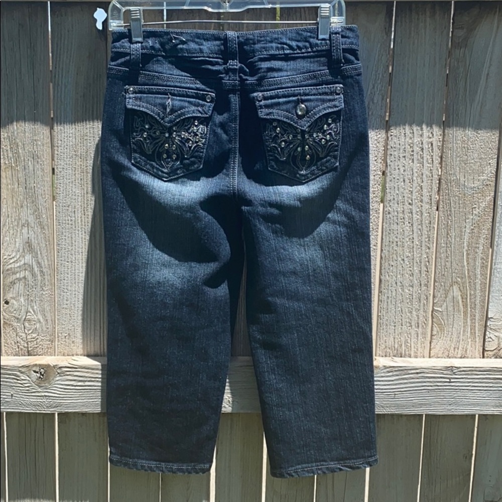 Capri Jeans - Picture 8 of 14